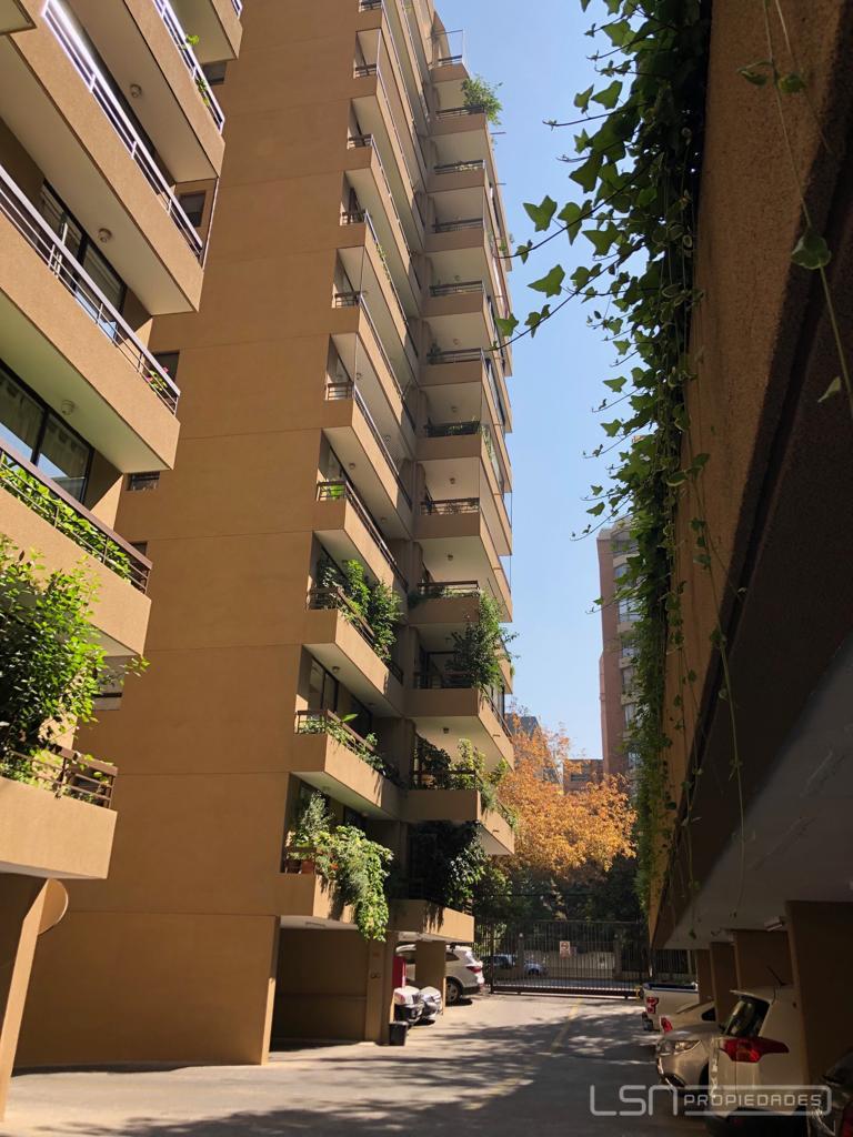 Departamento En Sector El Golf - La Gioconda